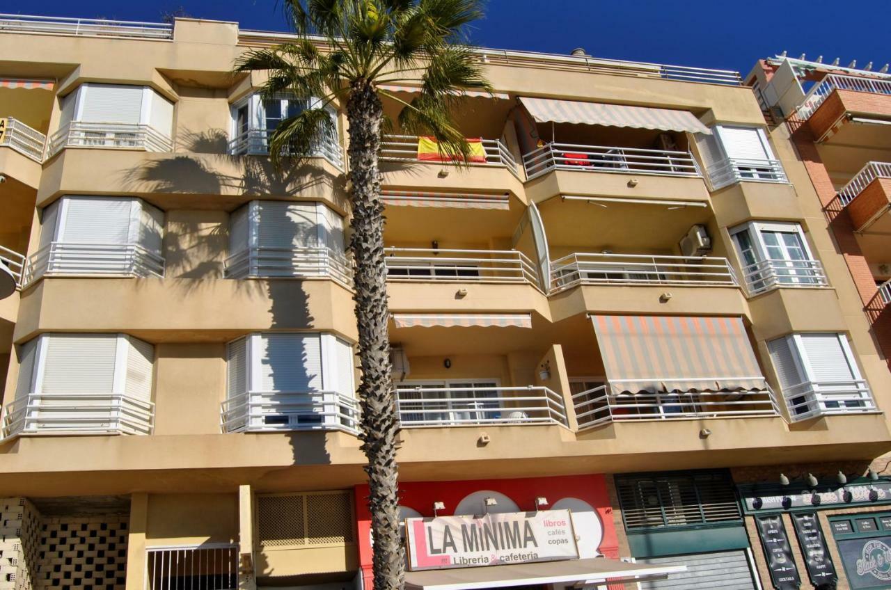 Apartamento Frente Al Mar,Primera Linea De Playa Rincon de la Victoria Exterior photo
